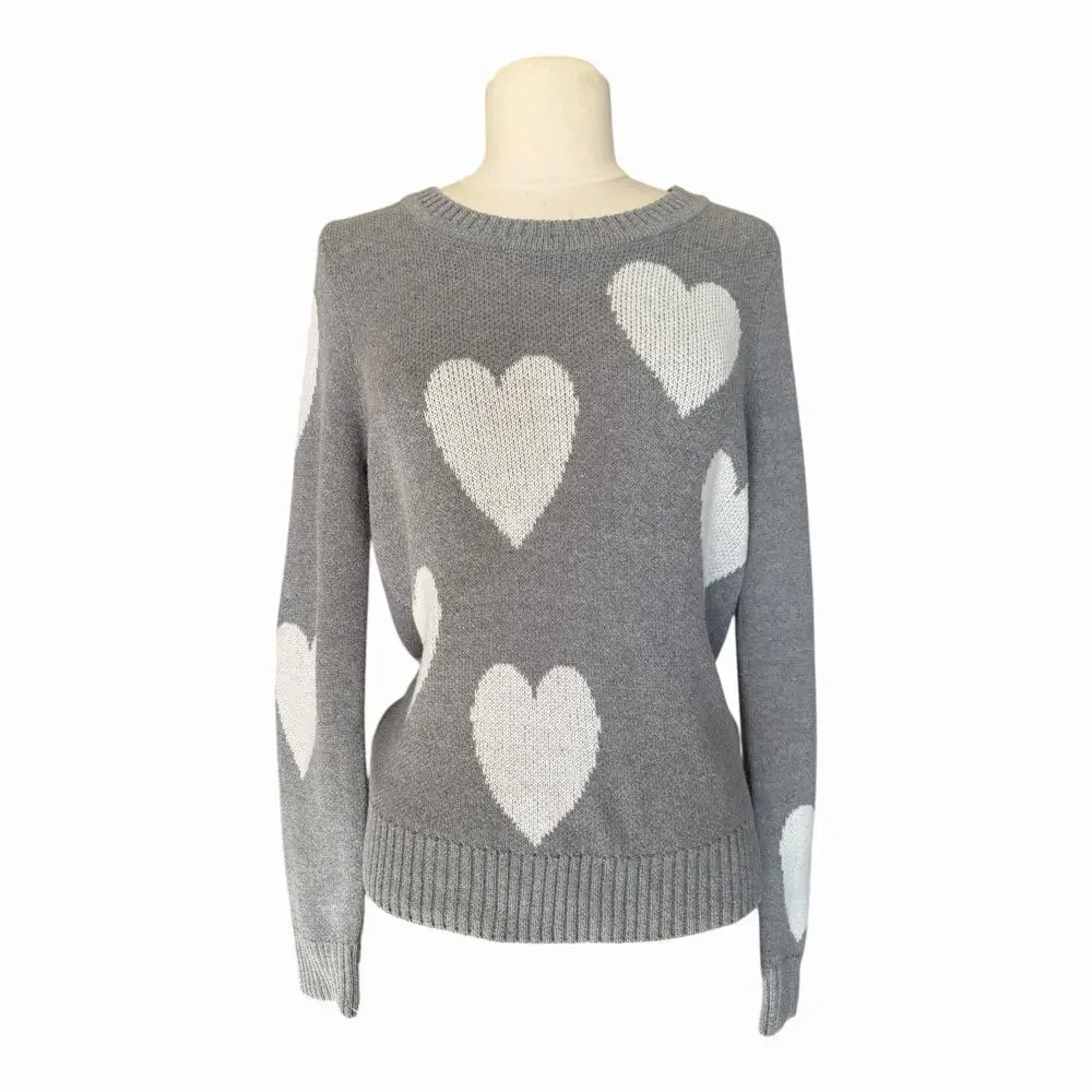 Chaser NWT Women’s Gray & White Heart Knit Pullover Sweater Cozy Crewneck Medium